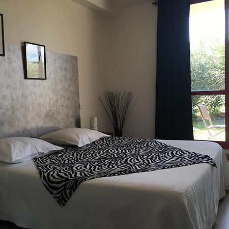 Appart'Hotel Et Chambres Essentiel Spa Arles Extérieur photo