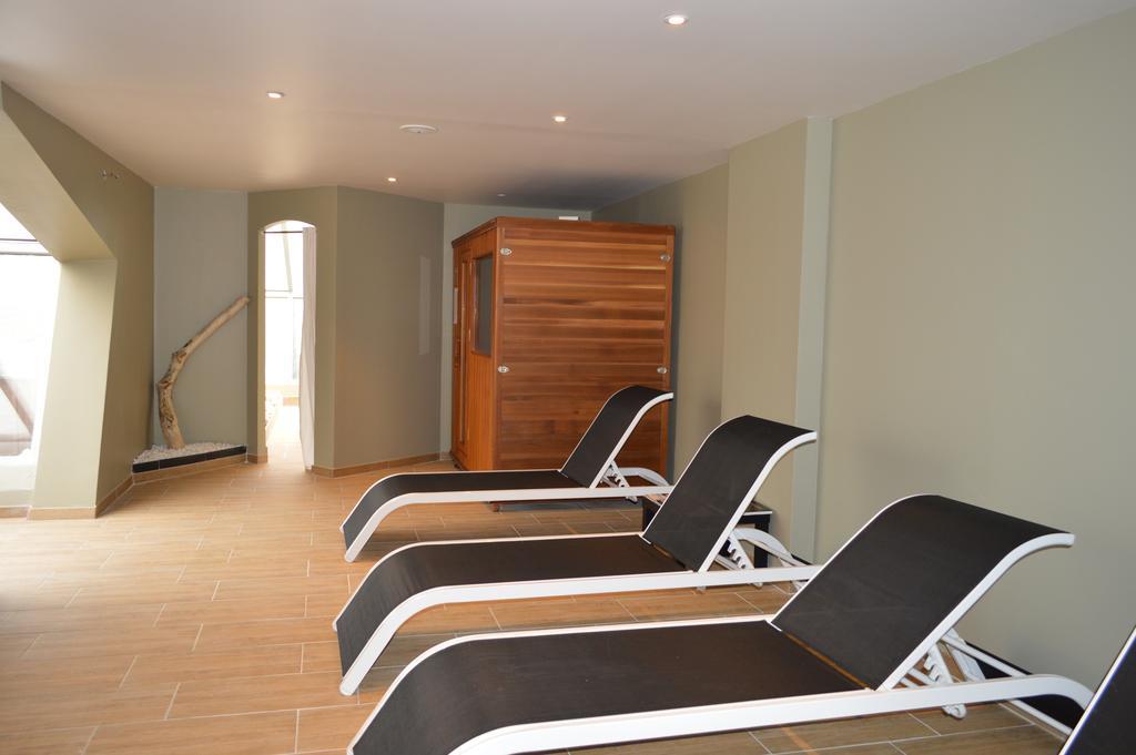 Appart'Hotel Et Chambres Essentiel Spa Arles Extérieur photo