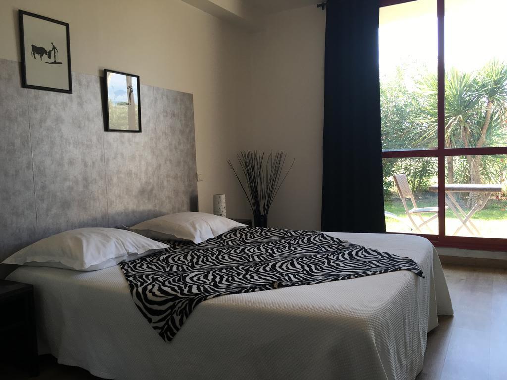 Appart'Hotel Et Chambres Essentiel Spa Arles Extérieur photo