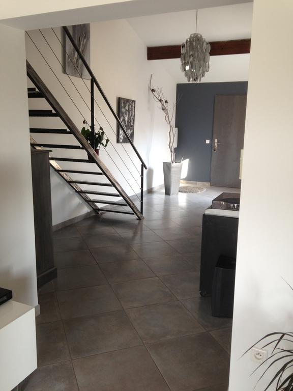 Appart'Hotel Et Chambres Essentiel Spa Arles Chambre photo