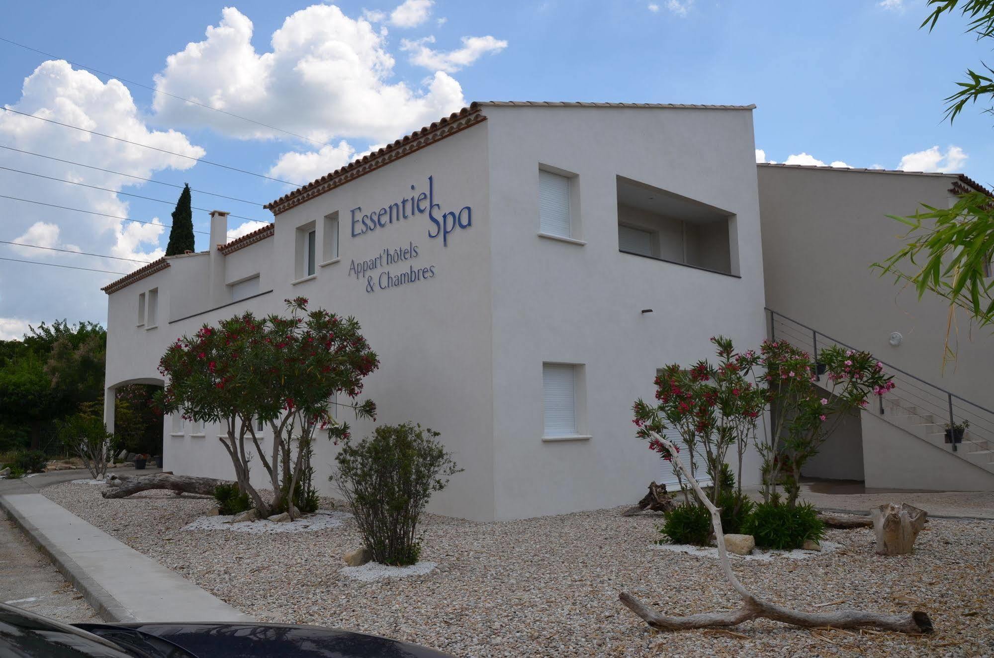 Appart'Hotel Et Chambres Essentiel Spa Arles Extérieur photo